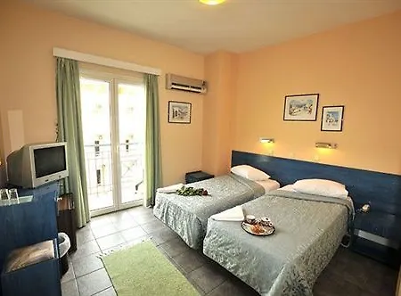 Nafsika Centre Otel 2*